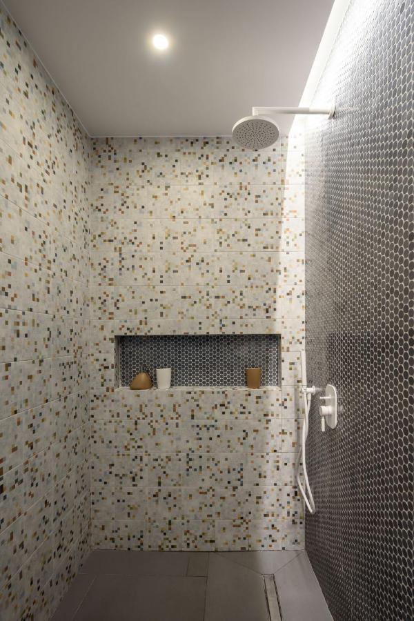 Ambeli Luxury Villa 梅加洛克里 外观 照片